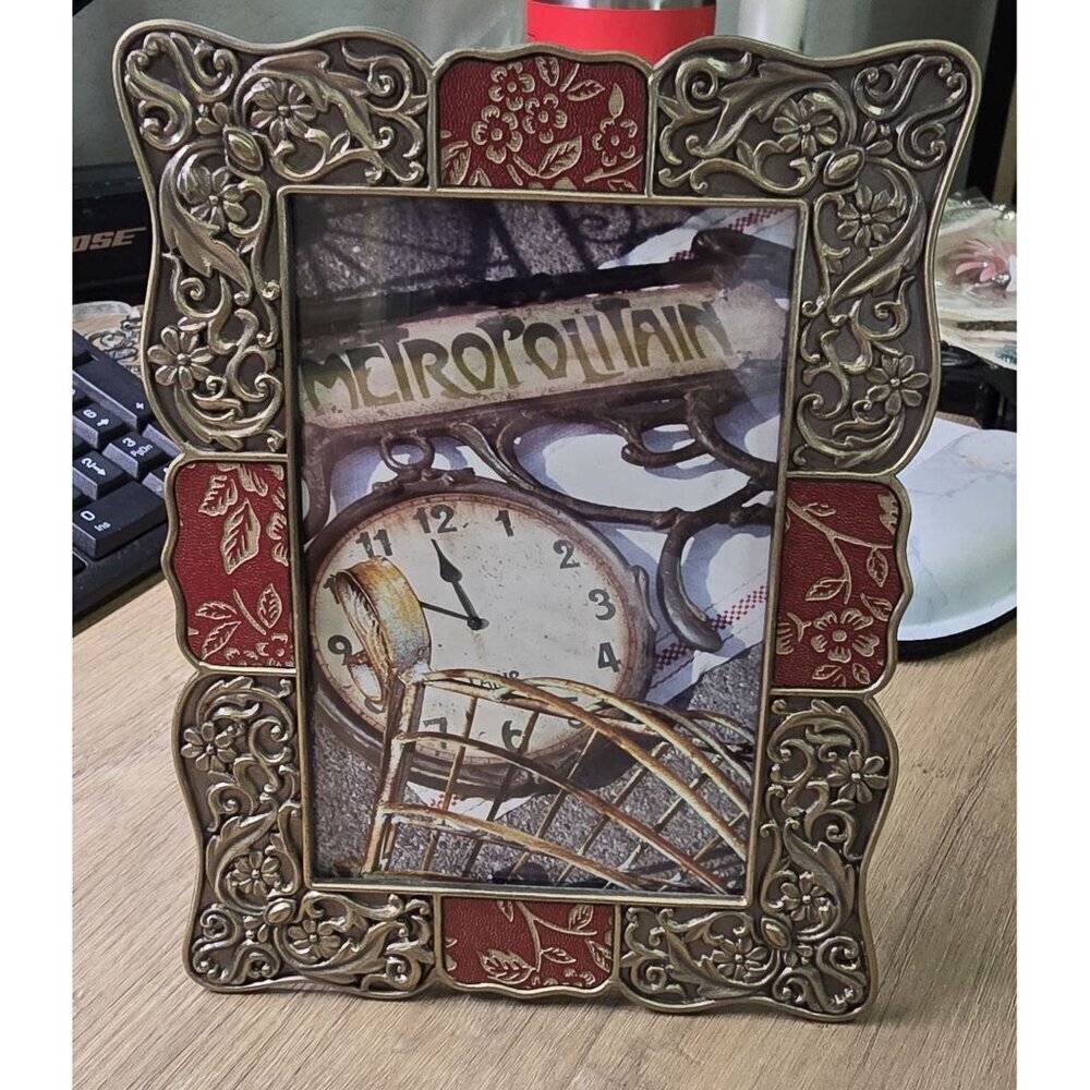 Vintage Ornate Floral Metal & Red Scroll Photo Frame 5.5"x3.5"